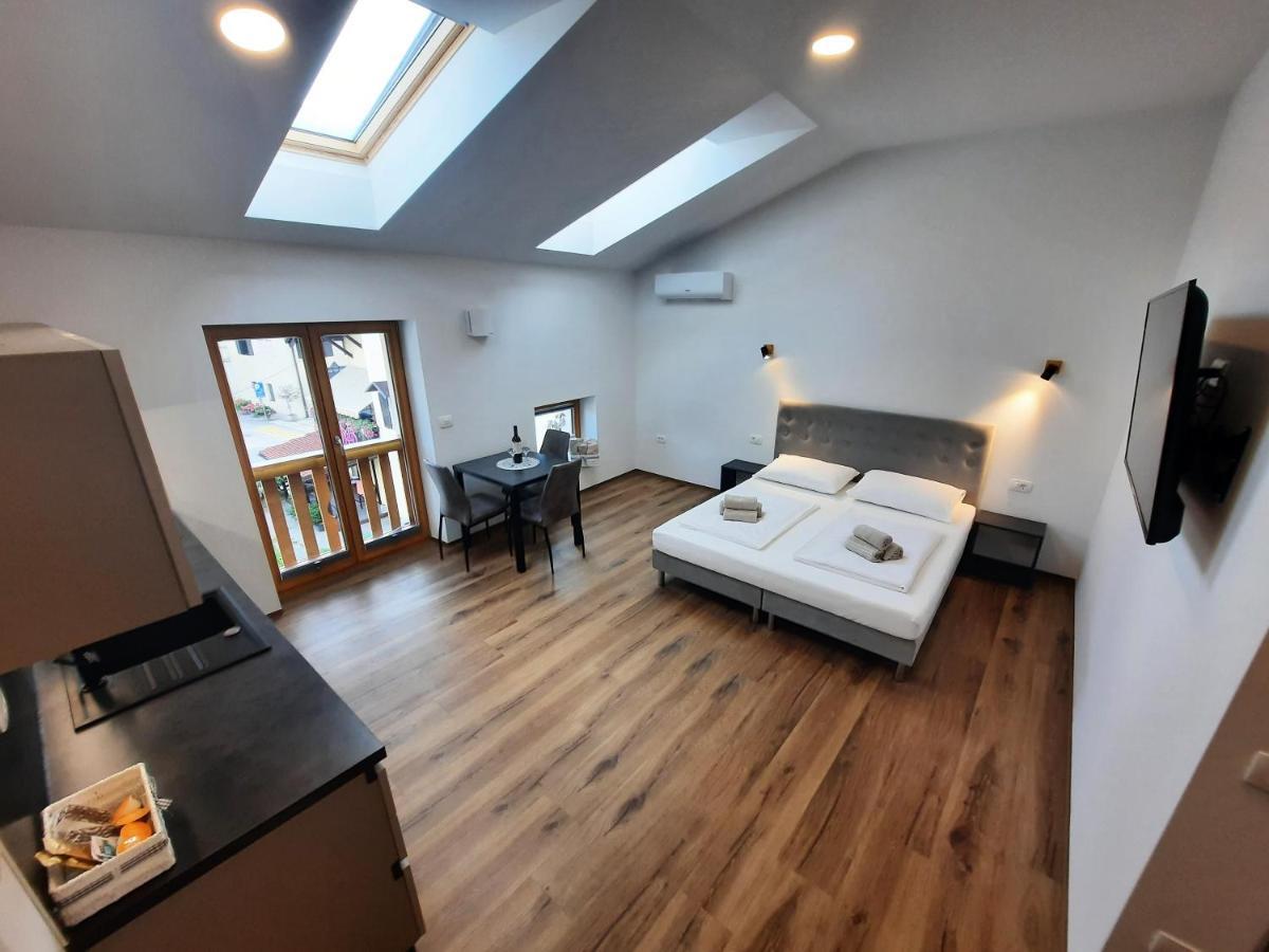 Apartments Hlapi With Spa Kobarid Luaran gambar