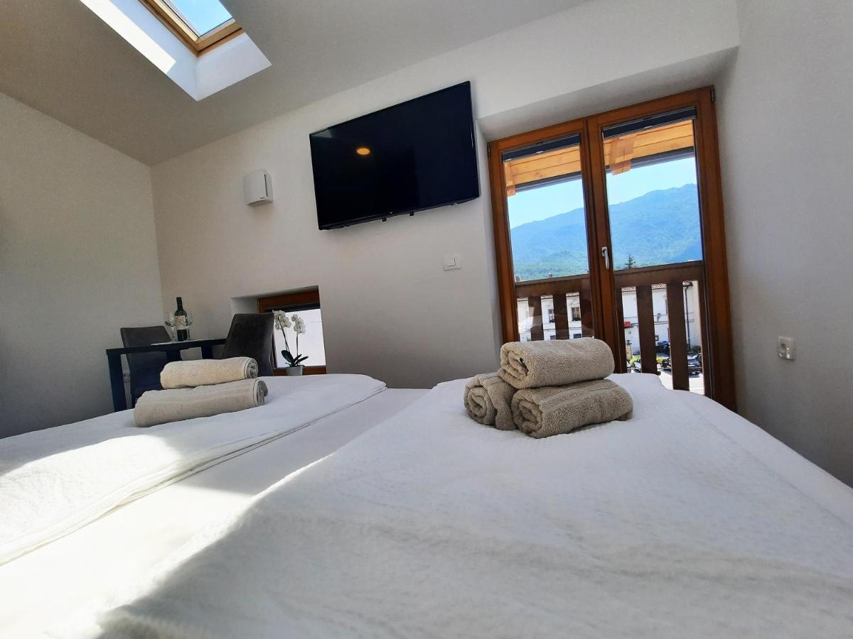 Apartments Hlapi With Spa Kobarid Luaran gambar